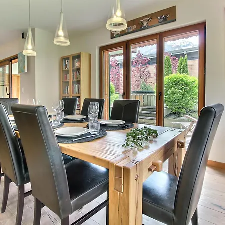 1, Hot Tub And Bbq * 尚佩里