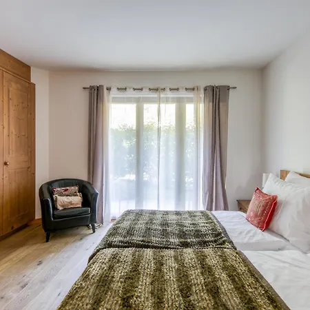 Hot Tub And Bbq Lodge 1 Apartment Champery