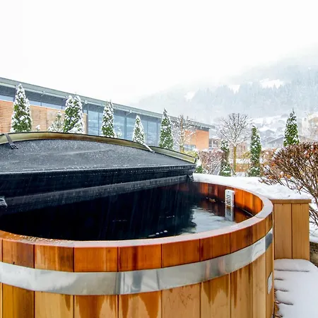 Hot Tub And Bbq Lodge 1 Apartment Champery